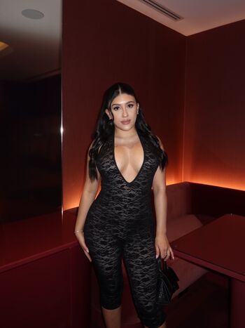 Full leaked Serenaaz private onlyfans photo