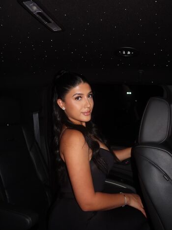 Full leaked Serenaaz private onlyfans photo