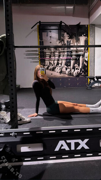 Full leaked Serra tzcn private onlyfans photo