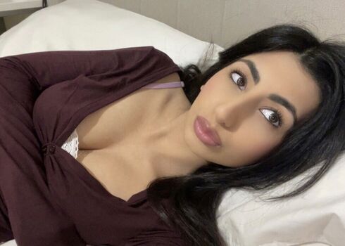 Full leaked Servesyra private onlyfans photo