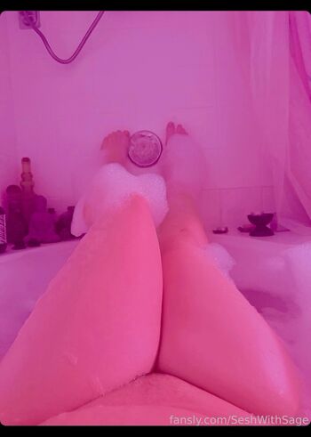 Full leaked Seshwithsage private onlyfans photo