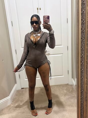 Full leaked Sexxy red page private onlyfans photo