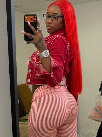 Sexxy Red