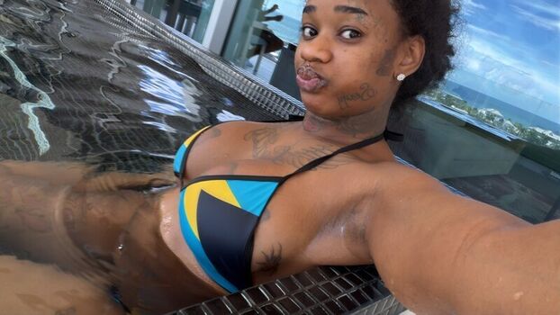 Full leaked Sexxy red private onlyfans photo