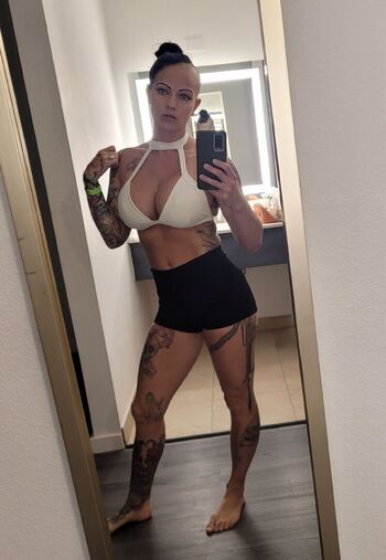 Full leaked Sexy workout babe page private onlyfans photo