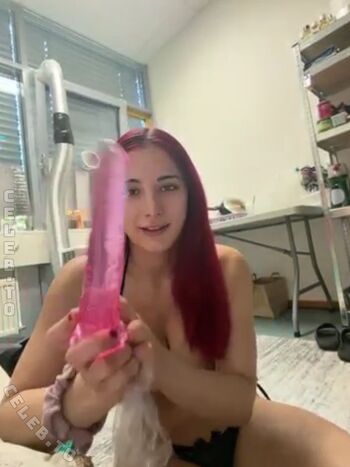 Full leaked Sexymelli private onlyfans photo