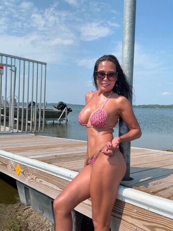 Full leaked Sexypinayofficial private onlyfans photo