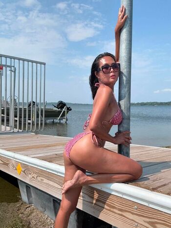Full leaked Sexypinayofficial private onlyfans photo