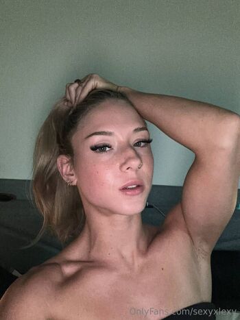 Full leaked Sexyxlexy private onlyfans photo
