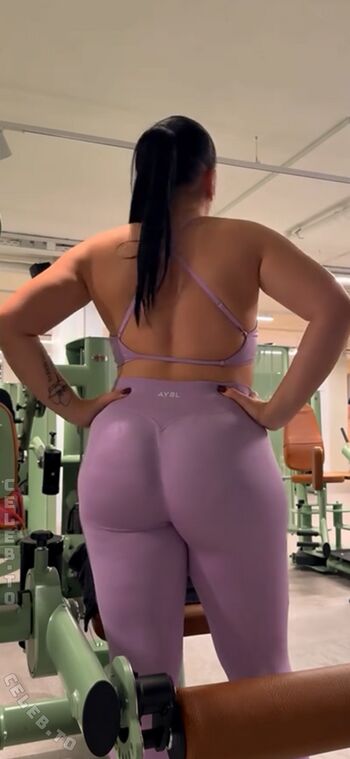 Full leaked Seymosuum private onlyfans photo