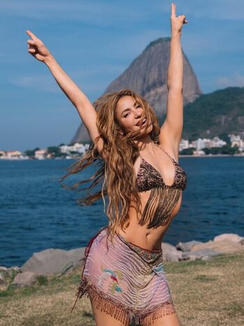 Full leaked Shakira page private onlyfans photo
