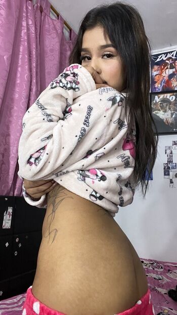 Full leaked Shalydaniela private onlyfans photo