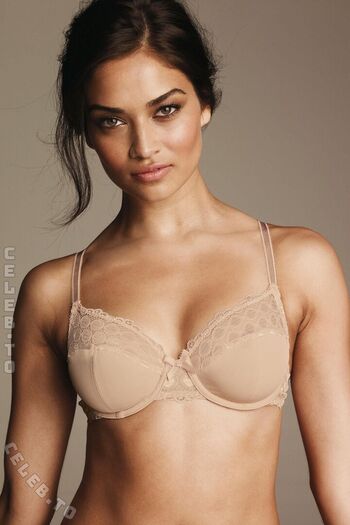 Shanina Shaik