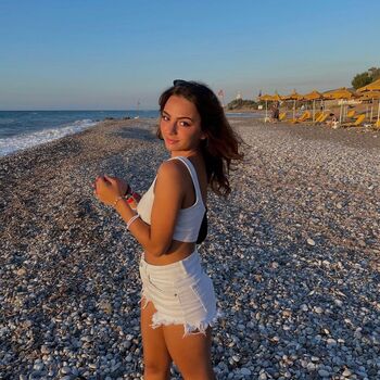 Full leaked Shannanjii private onlyfans photo
