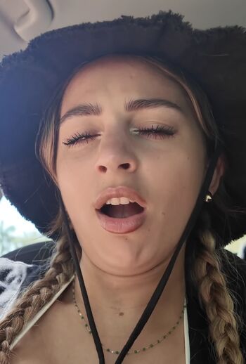 Full leaked Shannanjii private onlyfans photo