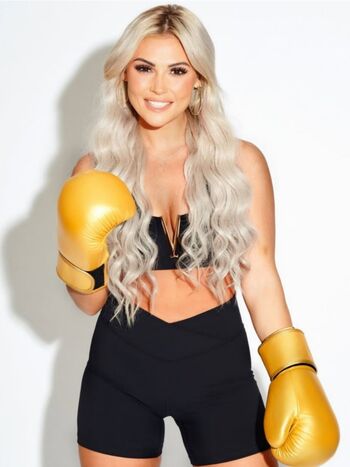 Shannon Courtenay