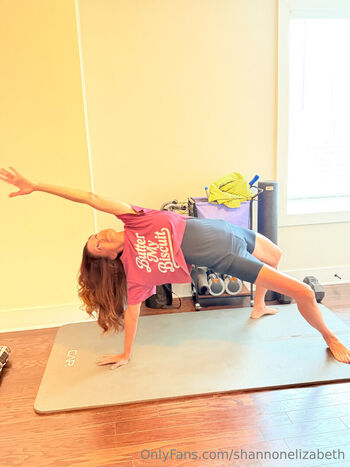 Full leaked Shannon elizabeth private onlyfans photo