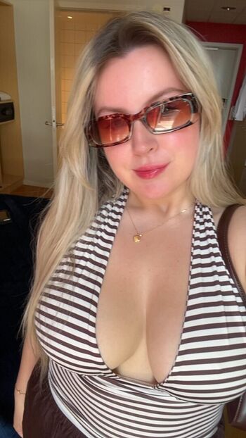 Full leaked Shannon ross private onlyfans photo