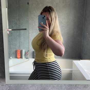 Full leaked Shannon ross private onlyfans photo