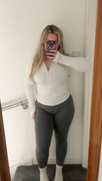 Full leaked Shannon ross private onlyfans photo
