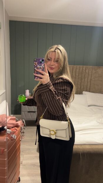 Full leaked Shannon ross private onlyfans photo