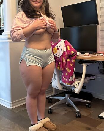 Full leaked Sharingmysophia private onlyfans photo