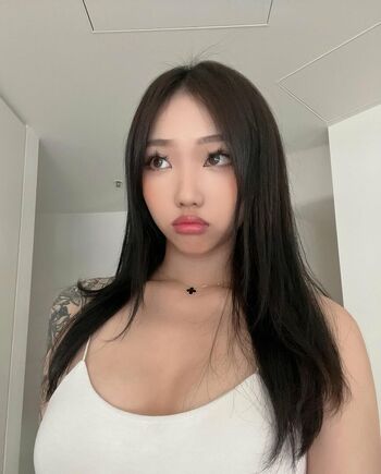Full leaked Sharon zxt private onlyfans photo
