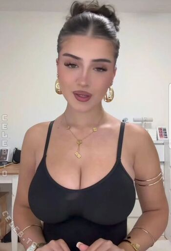 Full leaked Shathi private onlyfans photo