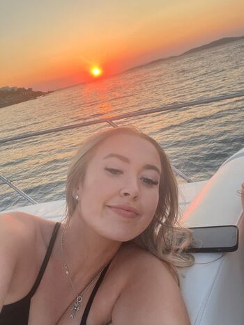 Full leaked Shaunagames private onlyfans photo