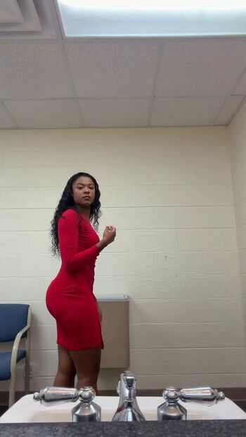 Full leaked Shelbischauble private onlyfans photo