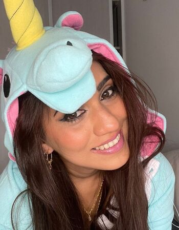 Full leaked Sheraz desi page private onlyfans photo