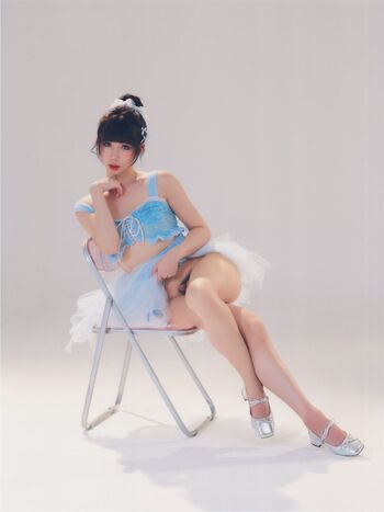 Full leaked Shiliuyelei private onlyfans photo