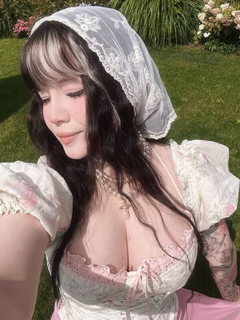 shini_waifu