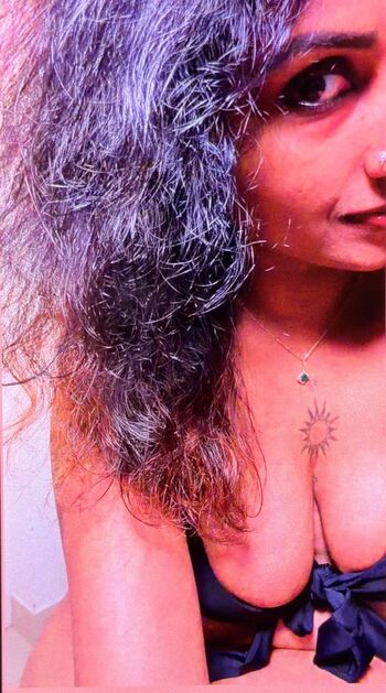 Full leaked Shinu syamalan page private onlyfans photo