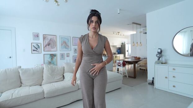 Full leaked Shirin azami private onlyfans photo