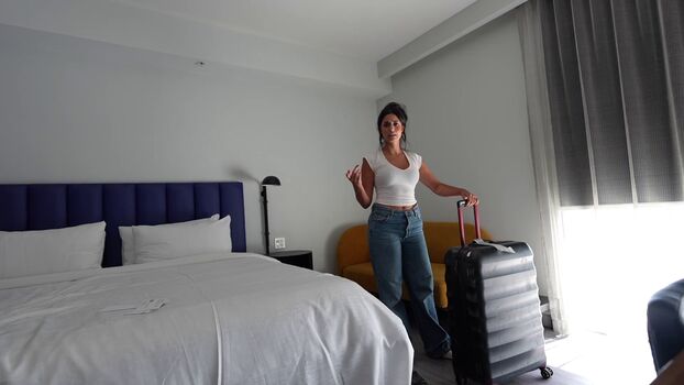 Full leaked Shirin azami page private onlyfans photo