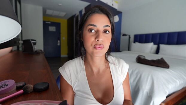 Full leaked Shirin azami page private onlyfans photo