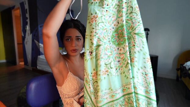 Full leaked Shirin azami page private onlyfans photo