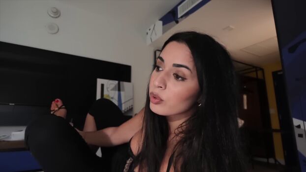 Full leaked Shirin azami private onlyfans photo