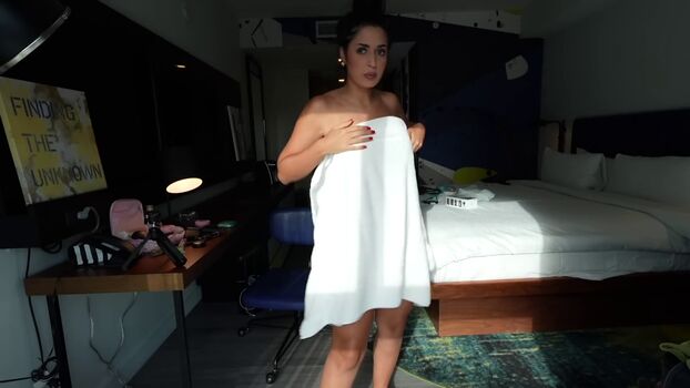 Full leaked Shirin azami private onlyfans photo