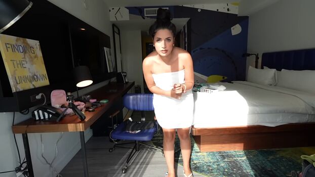 Full leaked Shirin azami private onlyfans photo