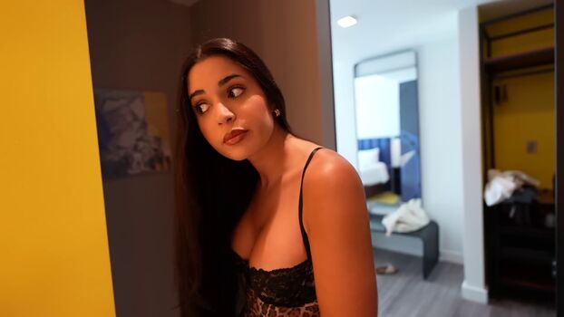 Full leaked Shirin azami private onlyfans photo
