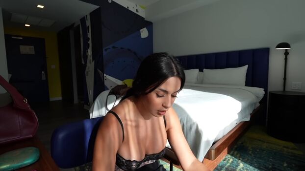 Full leaked Shirin azami private onlyfans photo