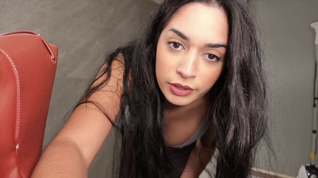 Full leaked Shirin azami page private onlyfans photo