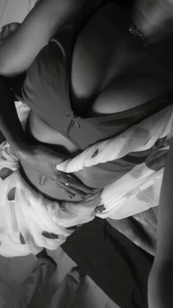 Full leaked Shivani private onlyfans photo