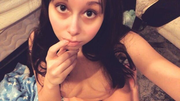 Full leaked Shoenhead page private onlyfans photo