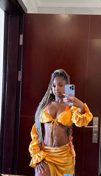 Full leaked Shona liz private onlyfans photo