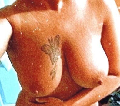 Full leaked Show your girlfriend page private onlyfans photo