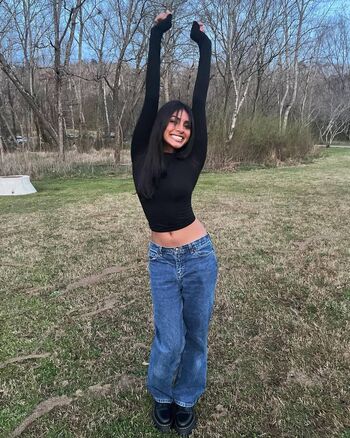 Full leaked Shriyavenkat private onlyfans photo