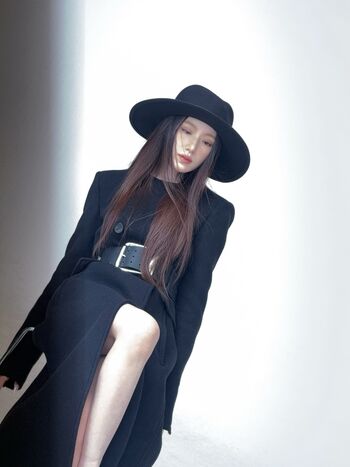 Full leaked Shuhua page private onlyfans photo